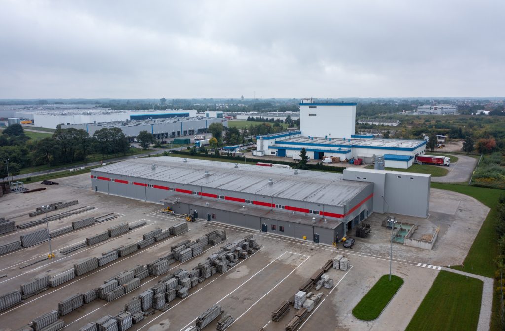 2021 : Inauguration d’une seconde unité de production en Pologne à Mszczonów